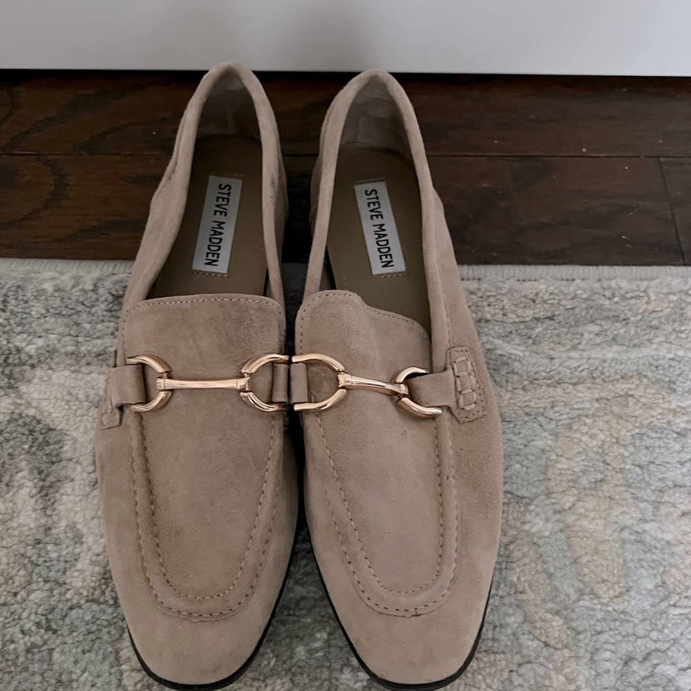 Steve Madden Carrine Suede Loafers 7